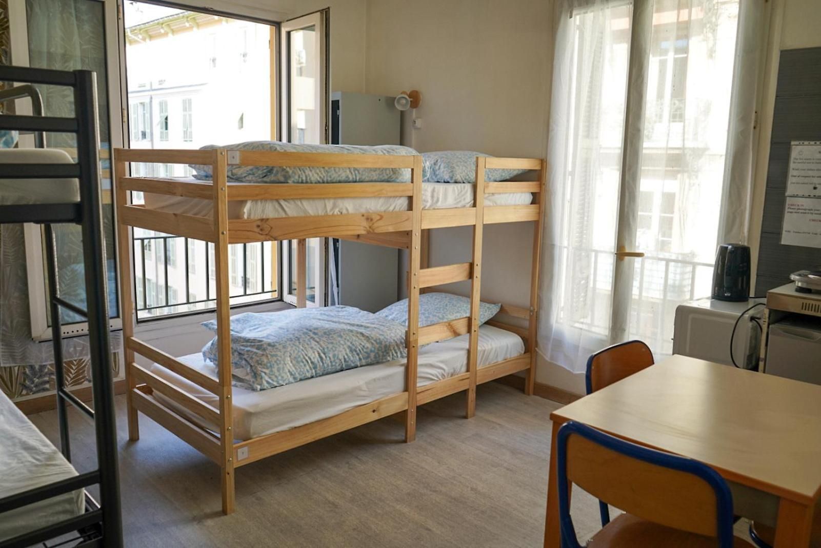 Auberge de jeunesse Alpazur