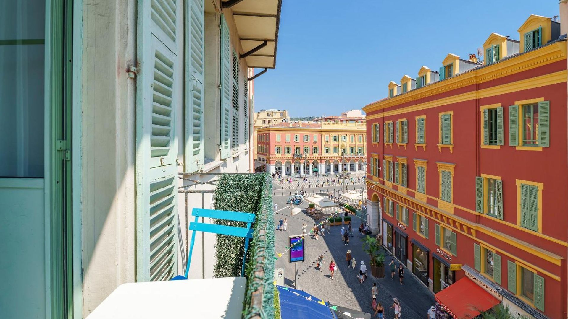 Renting - 2 Massena - Luxury Loft - Balcony Massena Square View - Aircon Nice