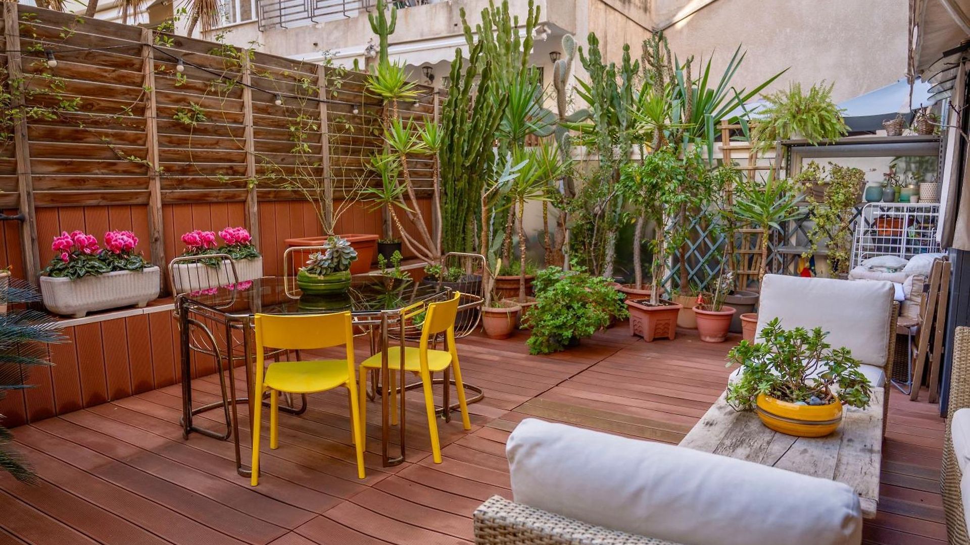 Apartment Large Magnificent Terrace *