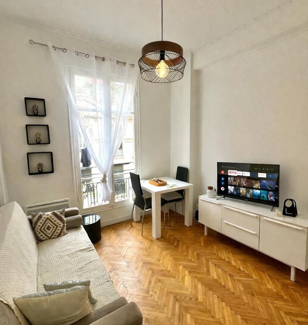 Cosy Gare Du Sud Apartment *
