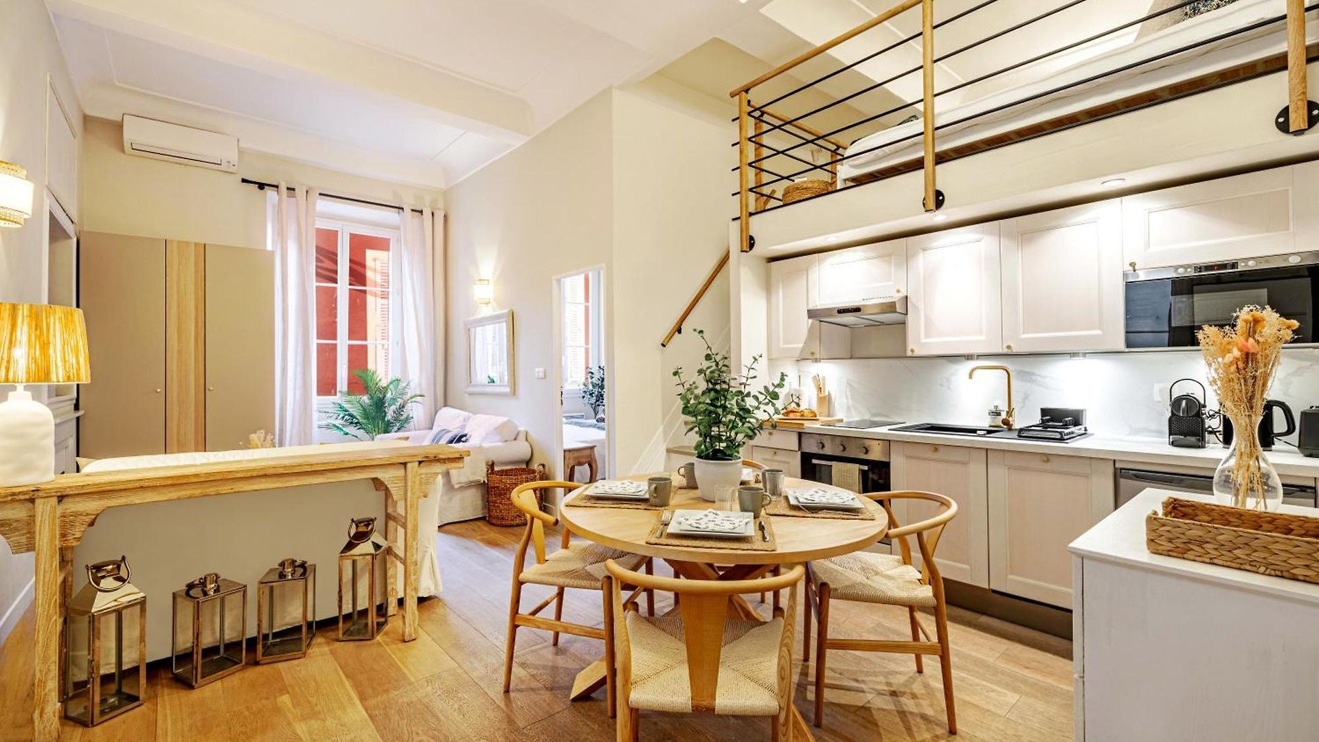 Elegant Flat With Ac, Heart Of Old Nice, Walking To The Beach! Nice