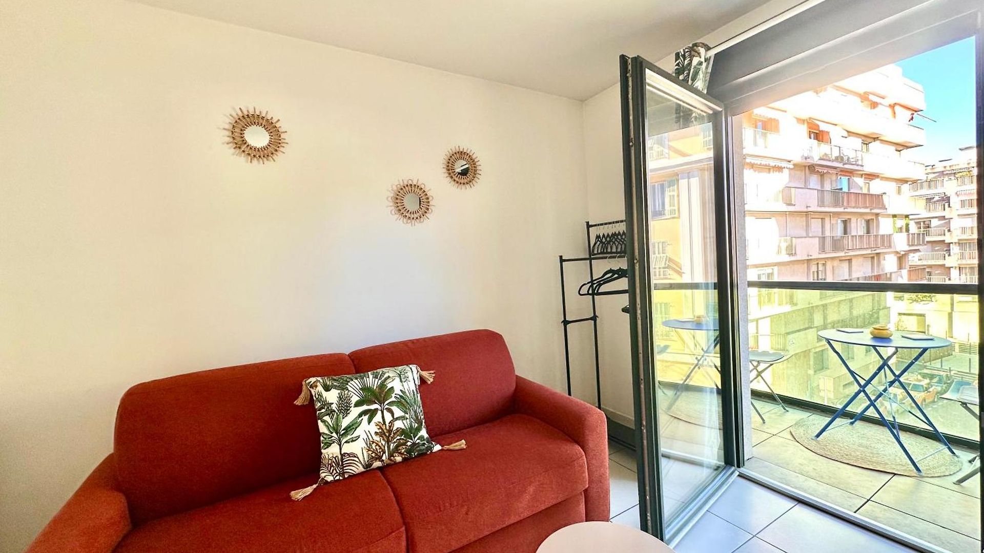 600 M De La Promenade Des Appartement *