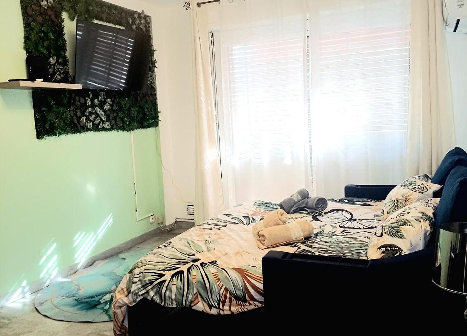 Apartment F1 Proche Du Tramway Et Plages