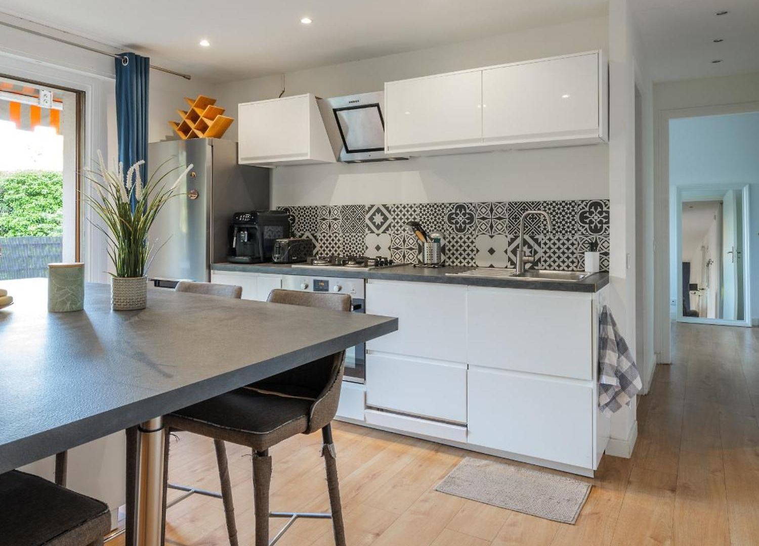 Grand 2 Pieces Et Belle Terrasse Ensoleillee Apartment
