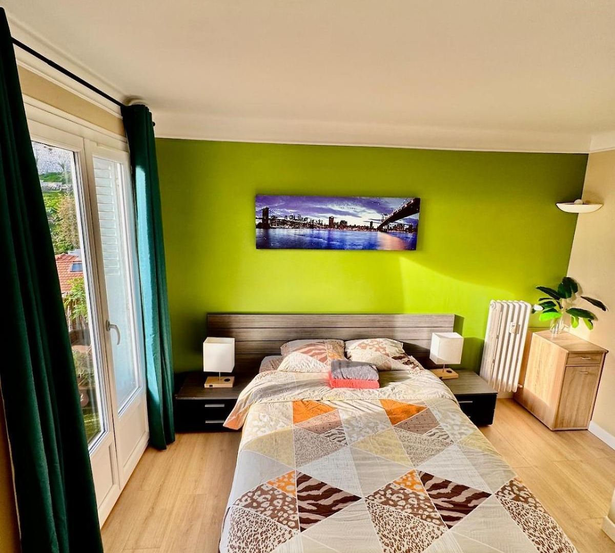 Spacieux/paisible 5 Pièces En Plein Coeur De Appartement *