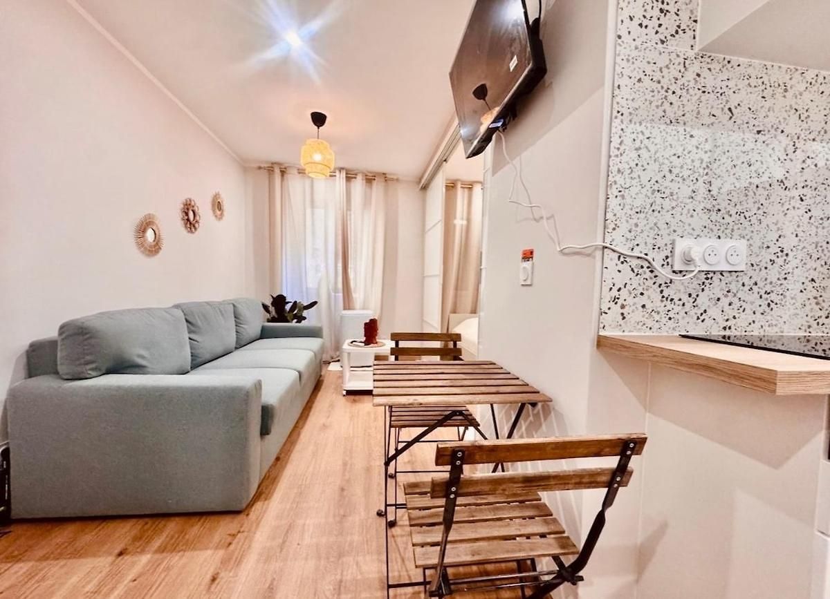 Cozy In The Heart Of - 3 To 4 People * Nice