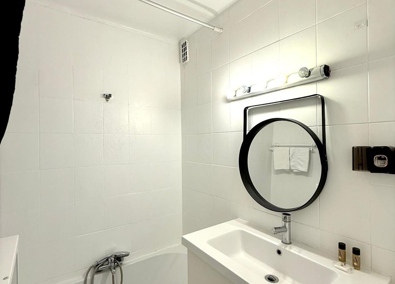 Entier 3 Pièces Agréables Café Offert Appartement Nice