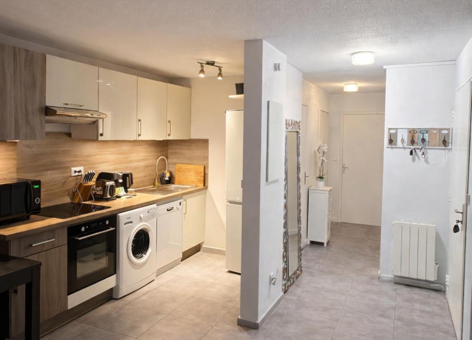 Appt Nice-centre Avec Parking Privé Proche Promenade Des Appartement Nice