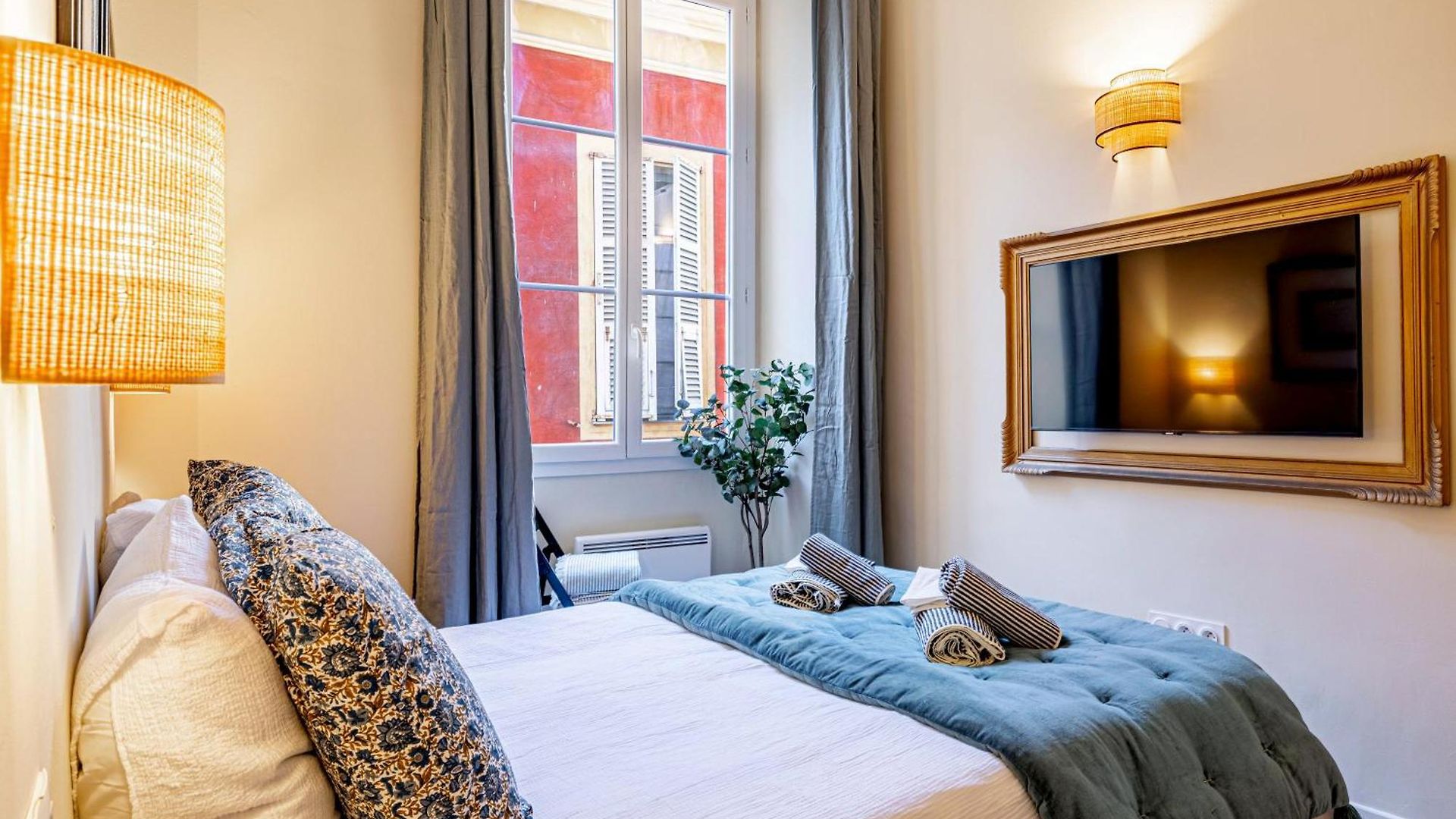 Apartment Elegant Flat With Ac, Heart Of Old Nice, Walking To The Beach! Nice