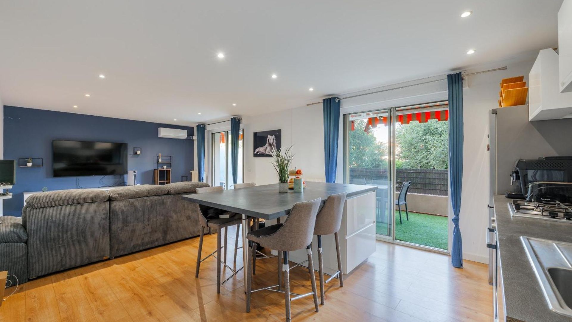 Apartment Grand 2 Pieces Et Belle Terrasse Ensoleillee *
