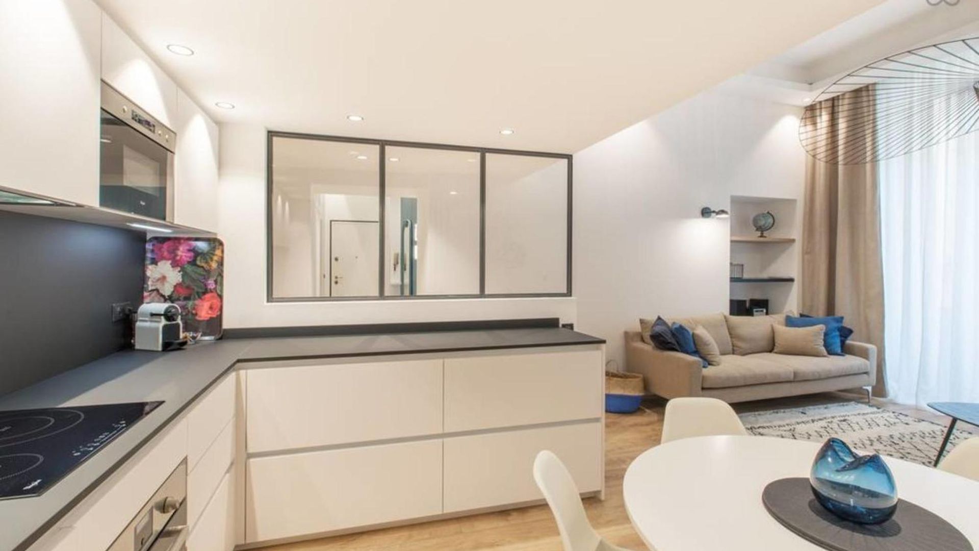 Apartment Cours Saleya Renovated 3 Bedrooms 1 Min To Air Conditioning