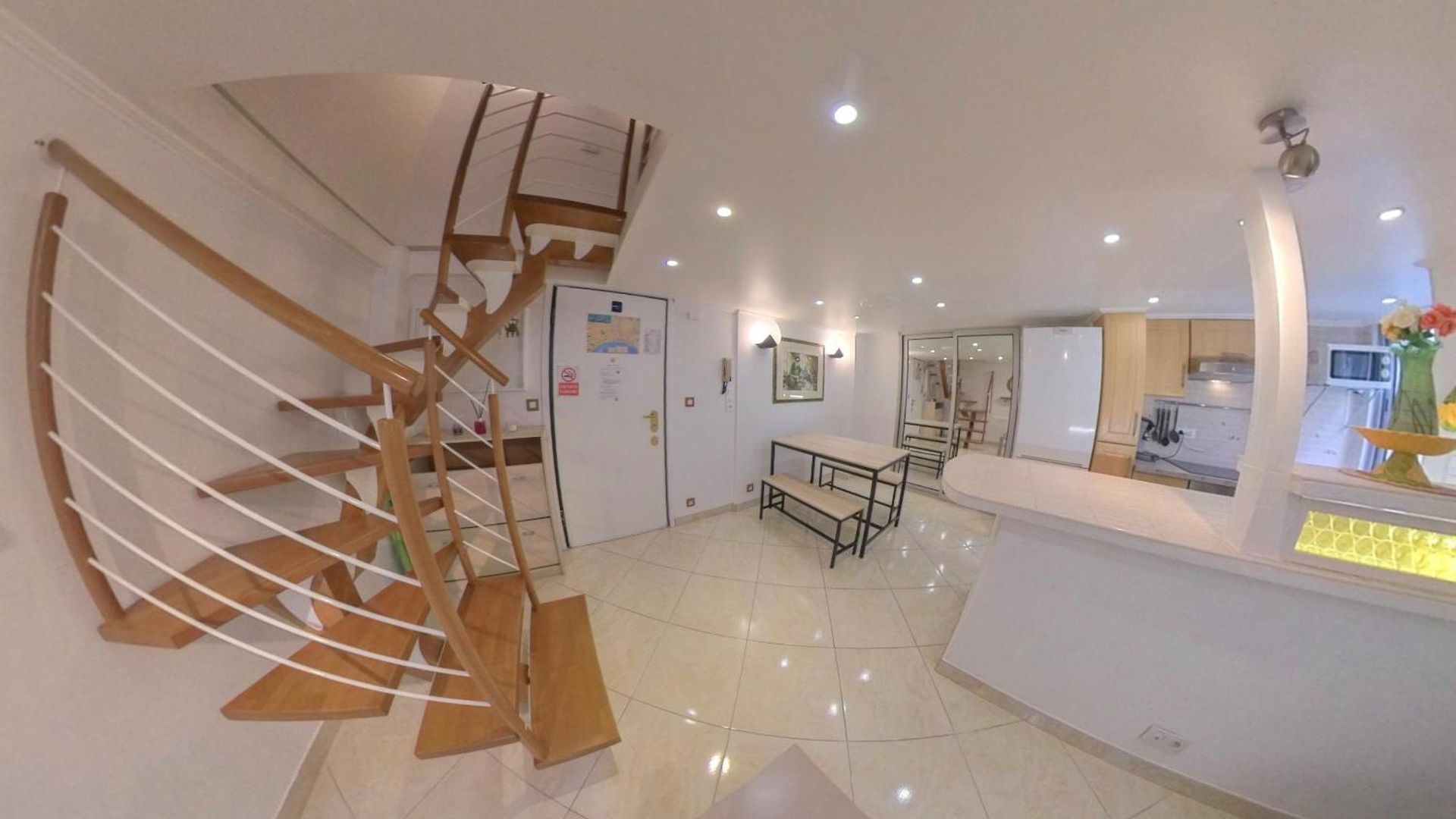 Appartement Cosy Duplex Au Port Du Vieux Nice