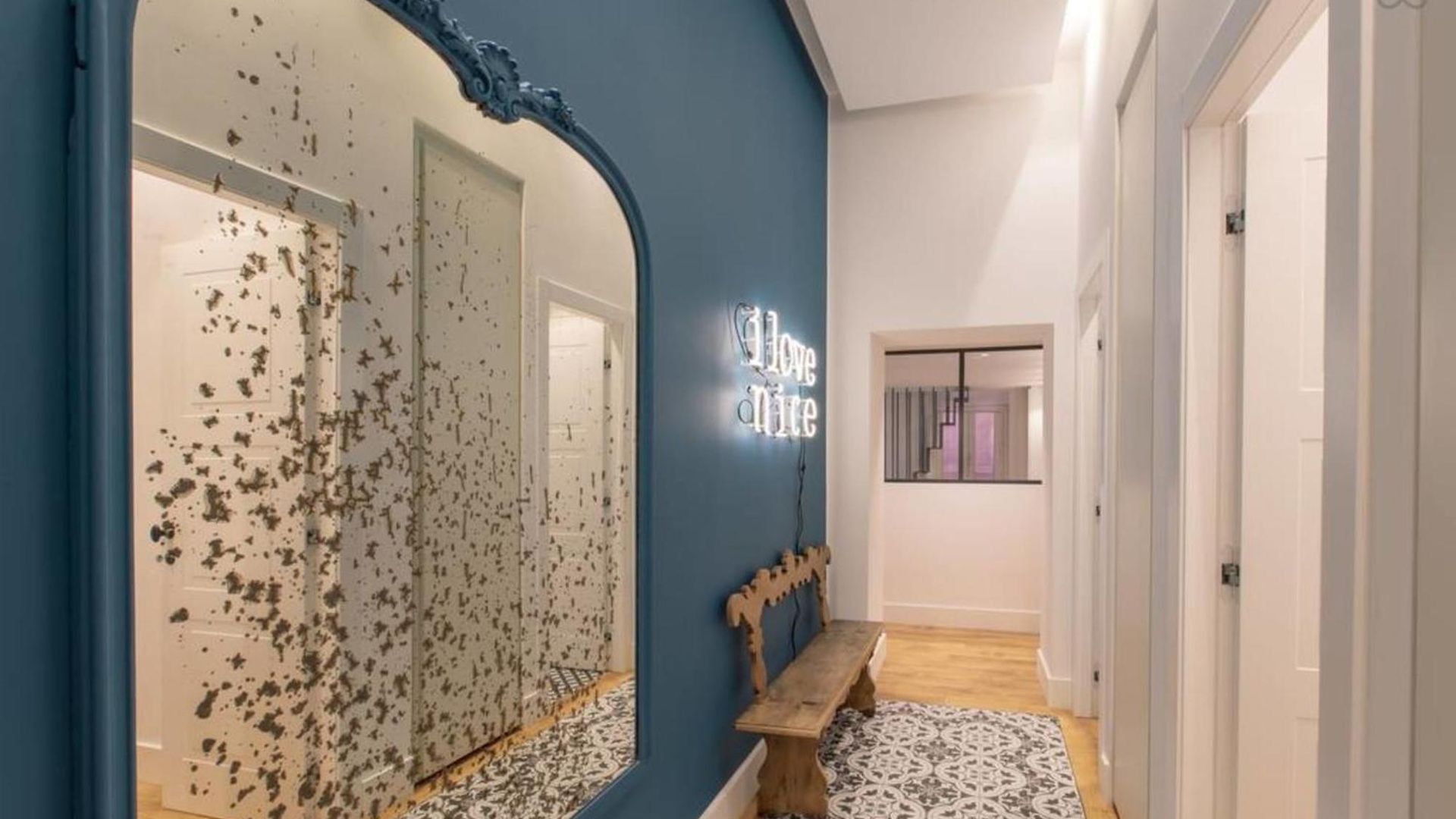 Cours Saleya Renovated 3 Bedrooms 1 Min To Air Conditioning Apartment Nice