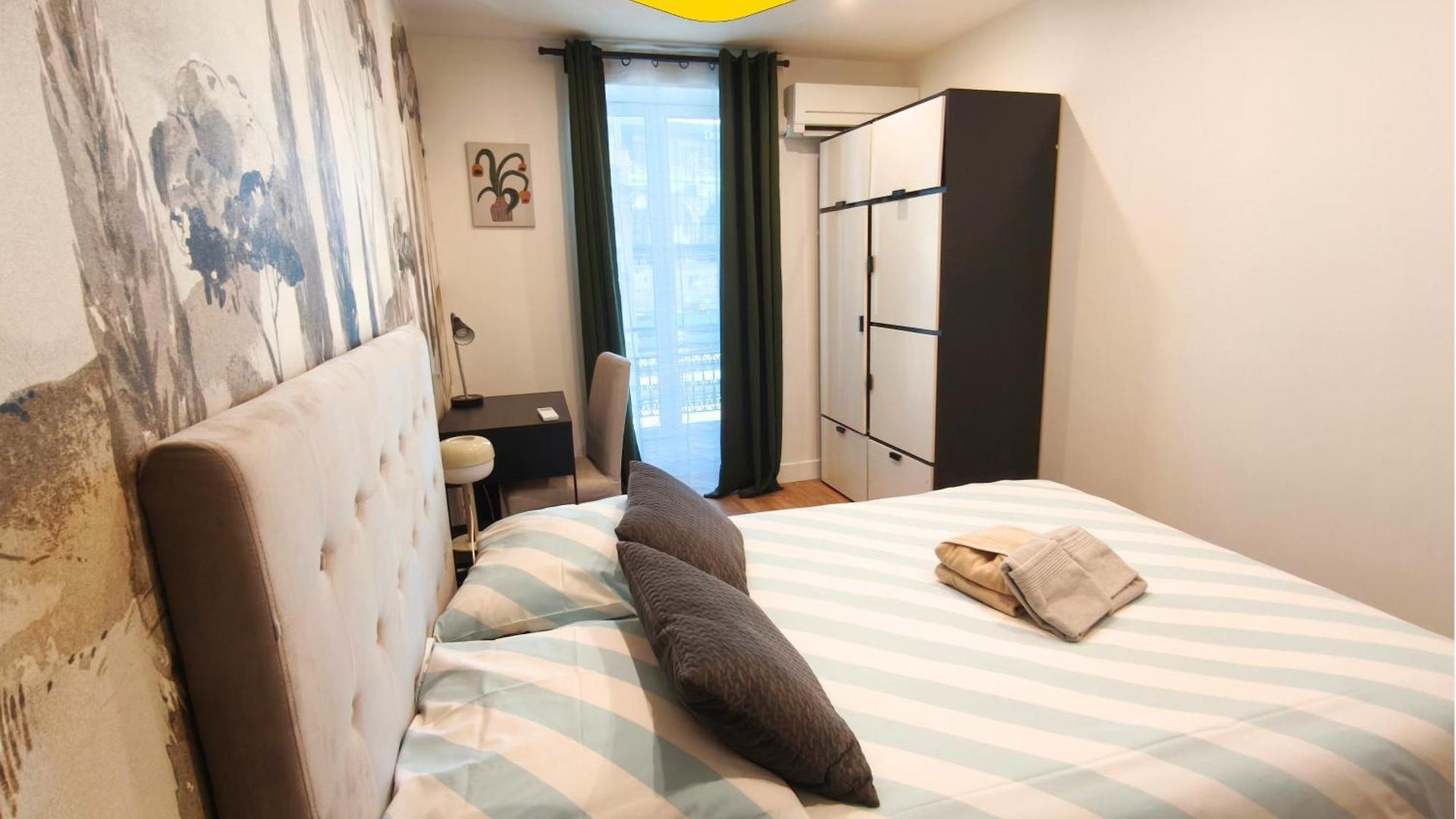 Casa Reine Jeanne- Ideal Groups & Family -central Near Train Station - Parking - New&confort-ac Appartement *