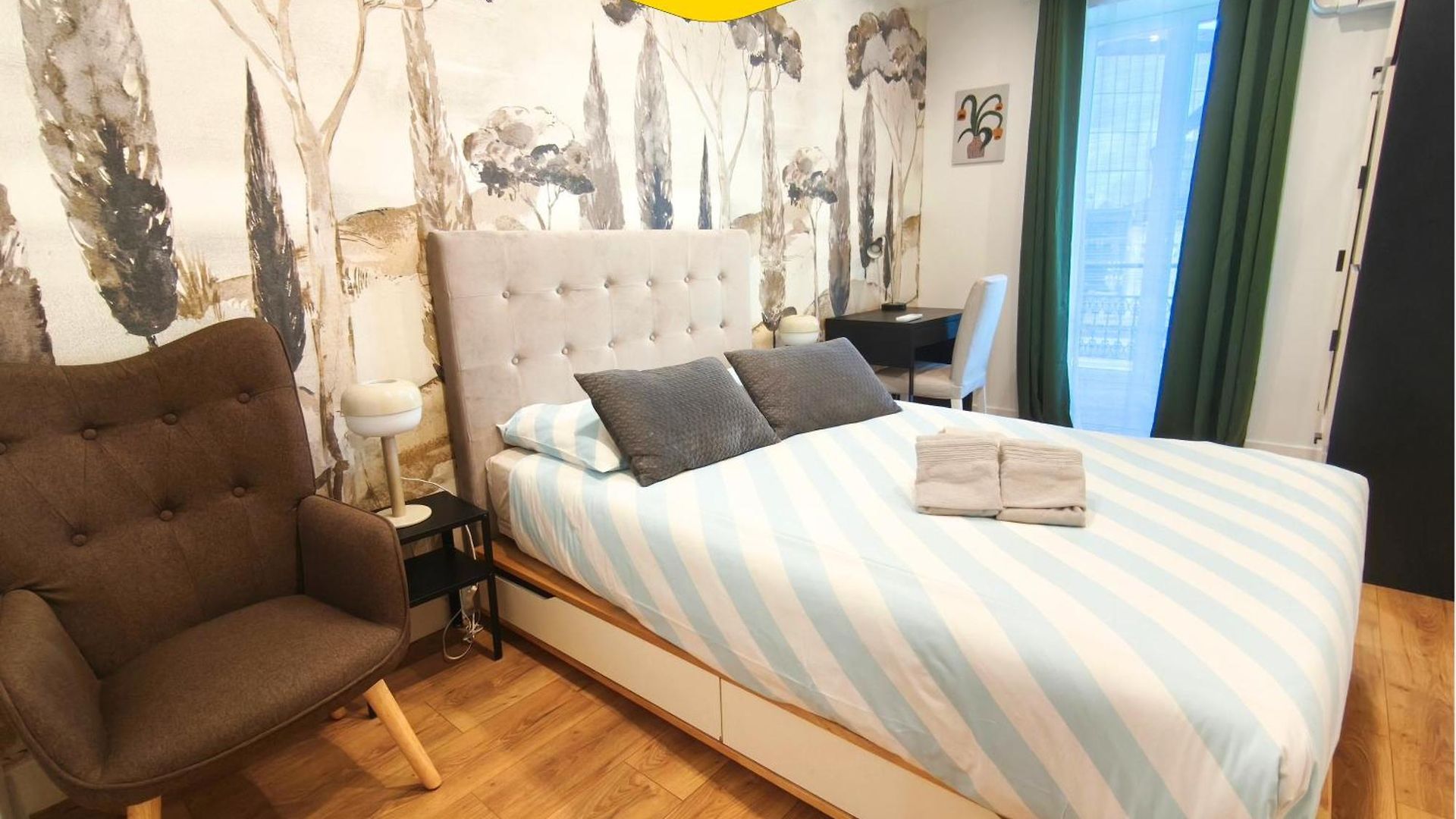Casa Reine Jeanne- Ideal Groups & Family -central Near Train Station - Parking - New&confort-ac