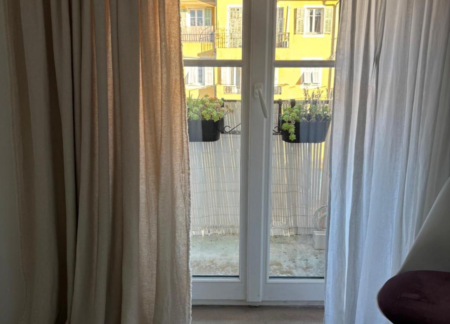 Deux Pièces Dans Le Quartier Du Port * Nice