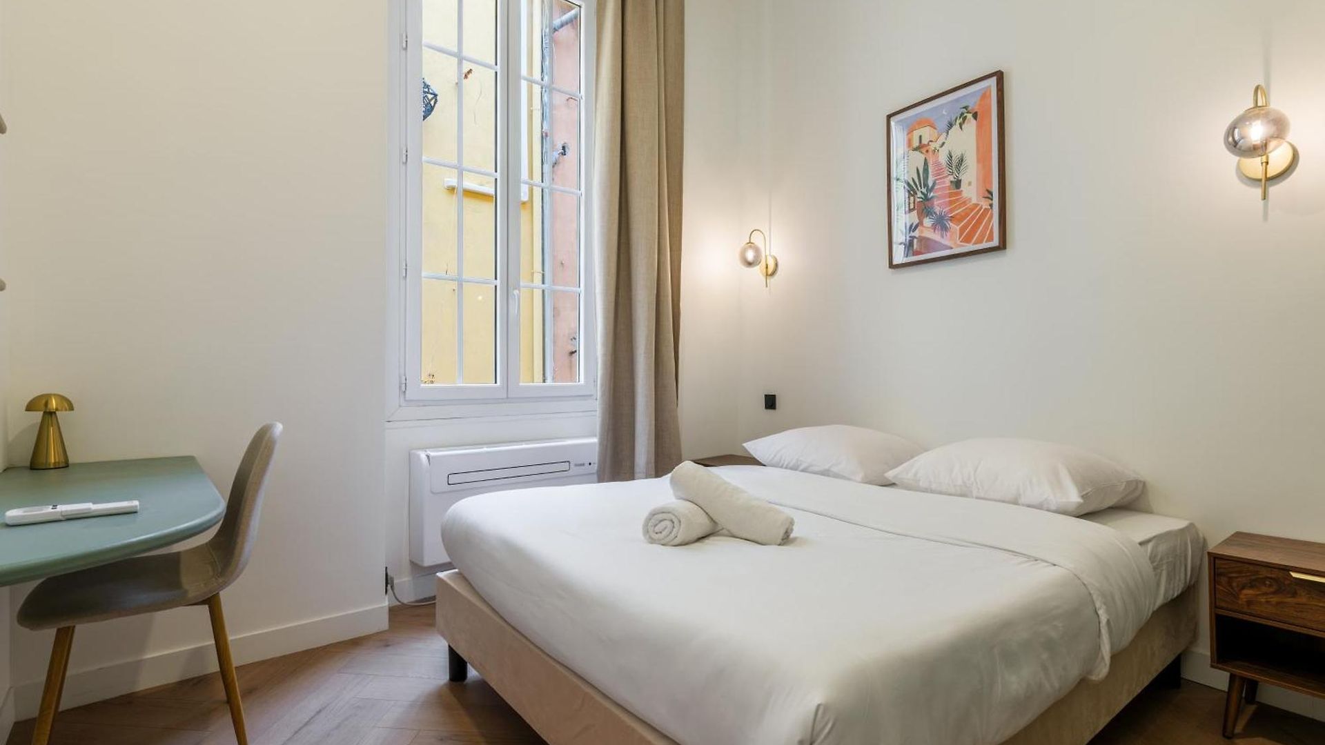 Appartement Charme Et Modernite Au Coeur Du Vieux