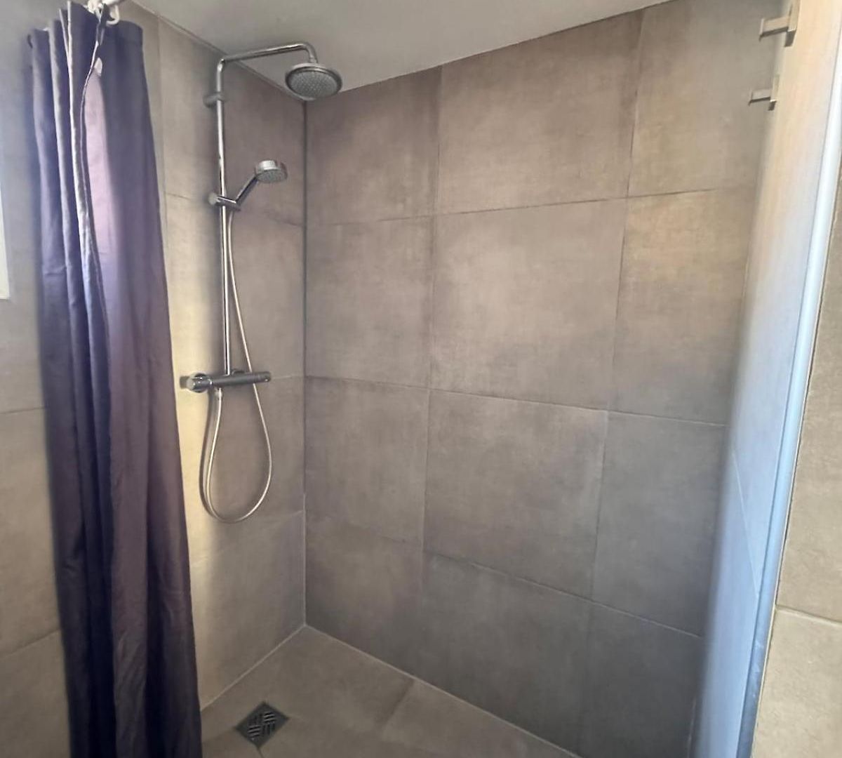 Spacieux/paisible 5 Pièces En Plein Coeur De Appartement