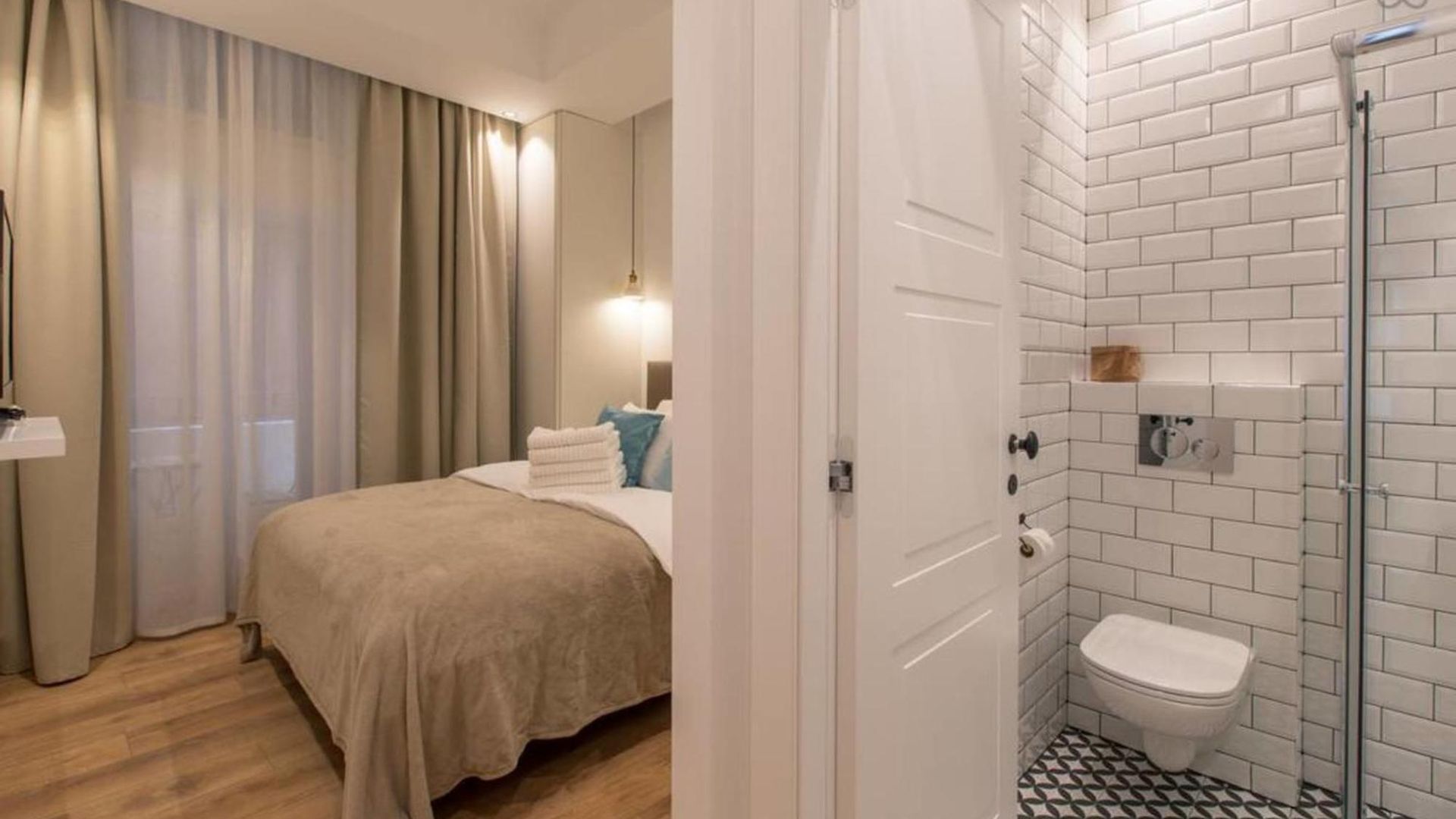 Cours Saleya Renovated 3 Bedrooms 1 Min To Air Conditioning Nice