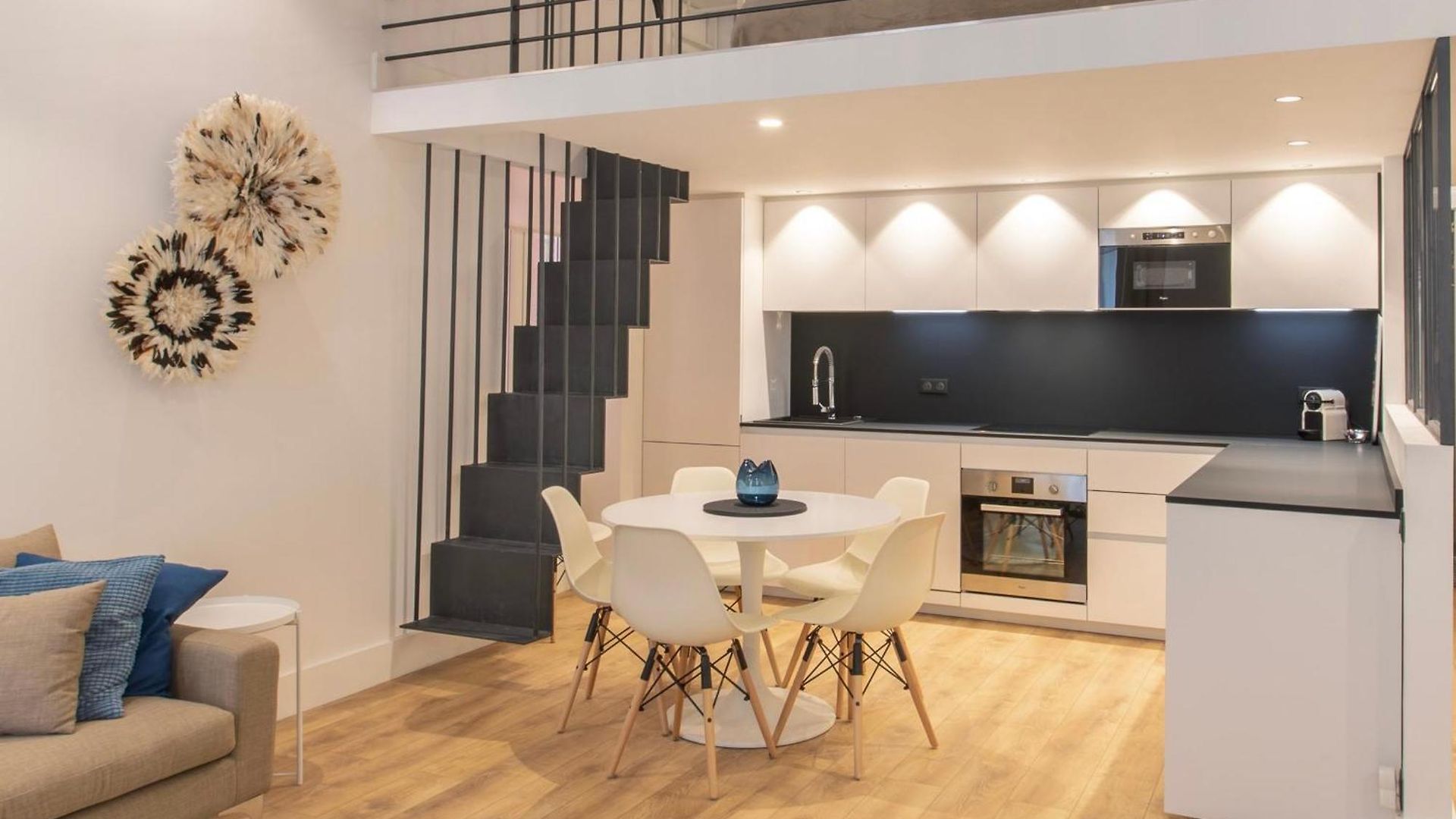 Apartment Cours Saleya Renovated 3 Bedrooms 1 Min To Air Conditioning Nice