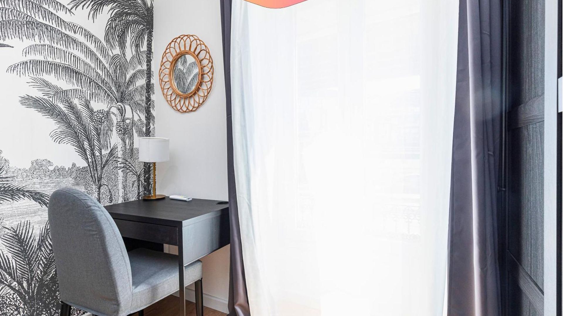 Casa Reine Jeanne- Ideal Groups & Family -central Near Train Station - Parking - New&confort-ac Appartement *