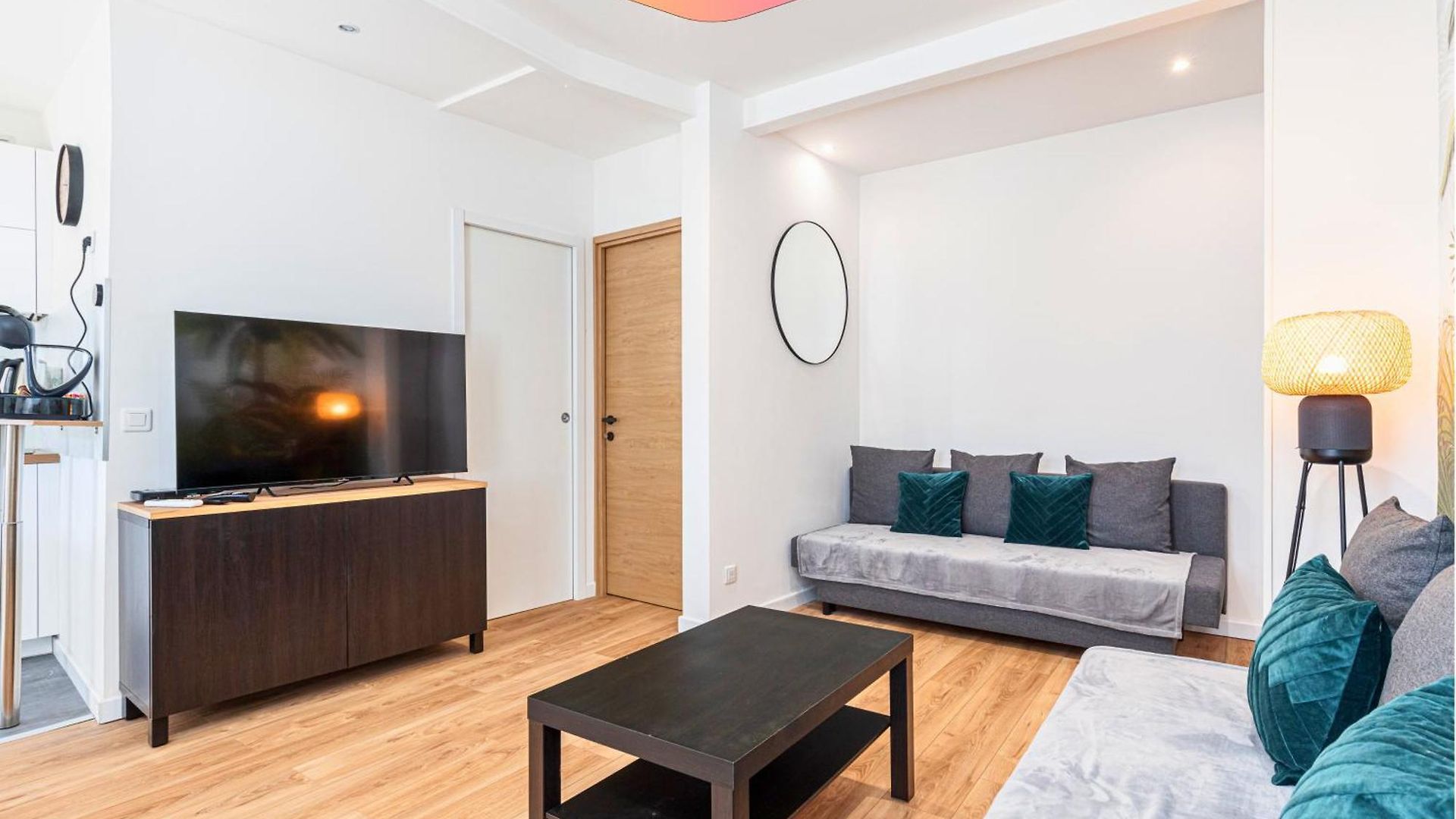 Casa Reine Jeanne- Ideal Groups & Family -central Near Train Station - Parking - New&confort-ac Nice