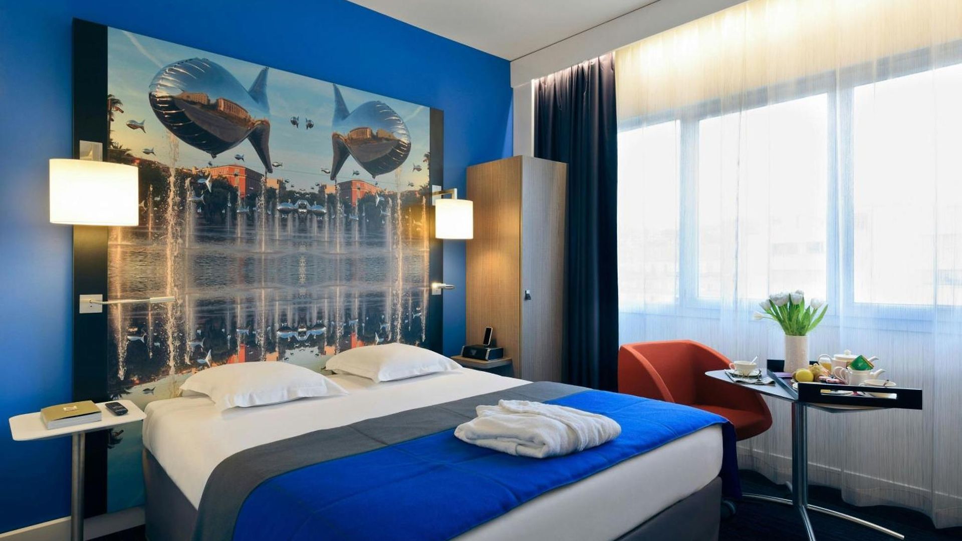 Mercure Centre Notre Dame Hotel 4*