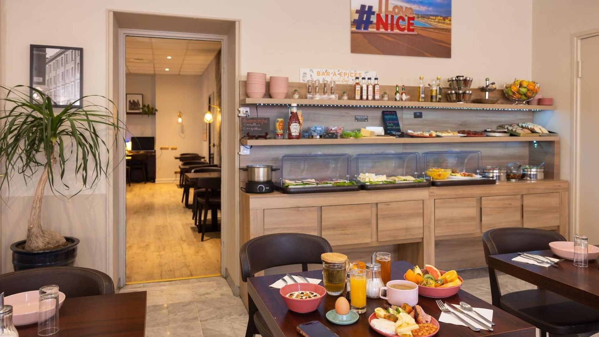 Hotel Locarno 3*
