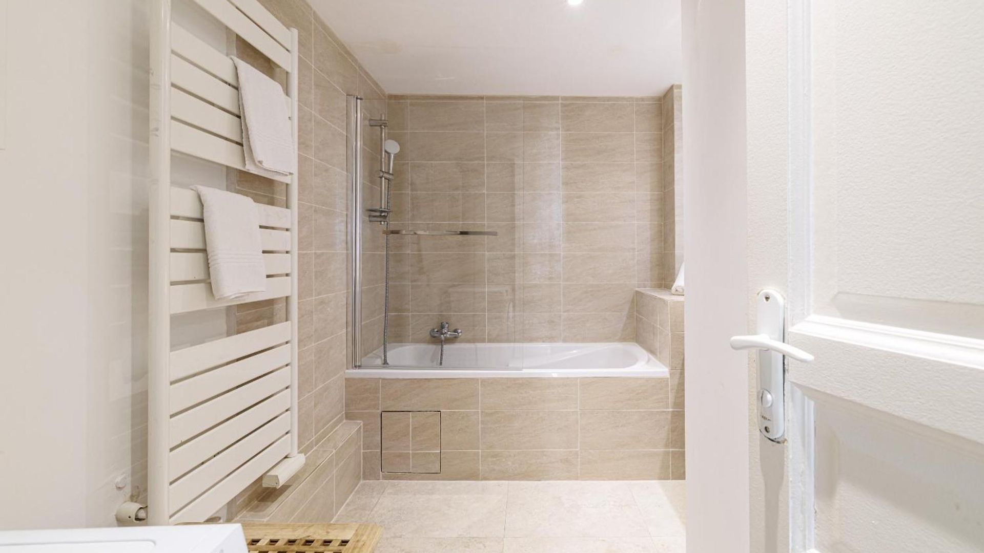 Large 3 Bdr Old Town - Ac Appartement