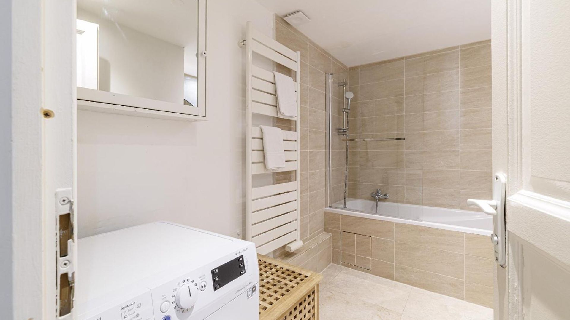 Large 3 Bdr Old Town - Ac Appartement *