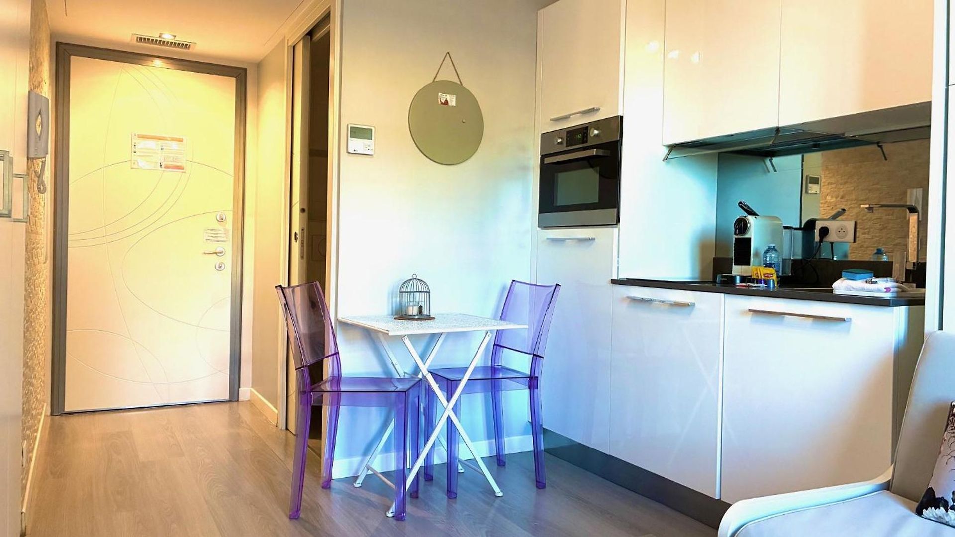 Appartement Riviera Côte D'azur - Old Town - Ac - Sea View - 50m Promenade Des Anglais- La Maison Linda Nice