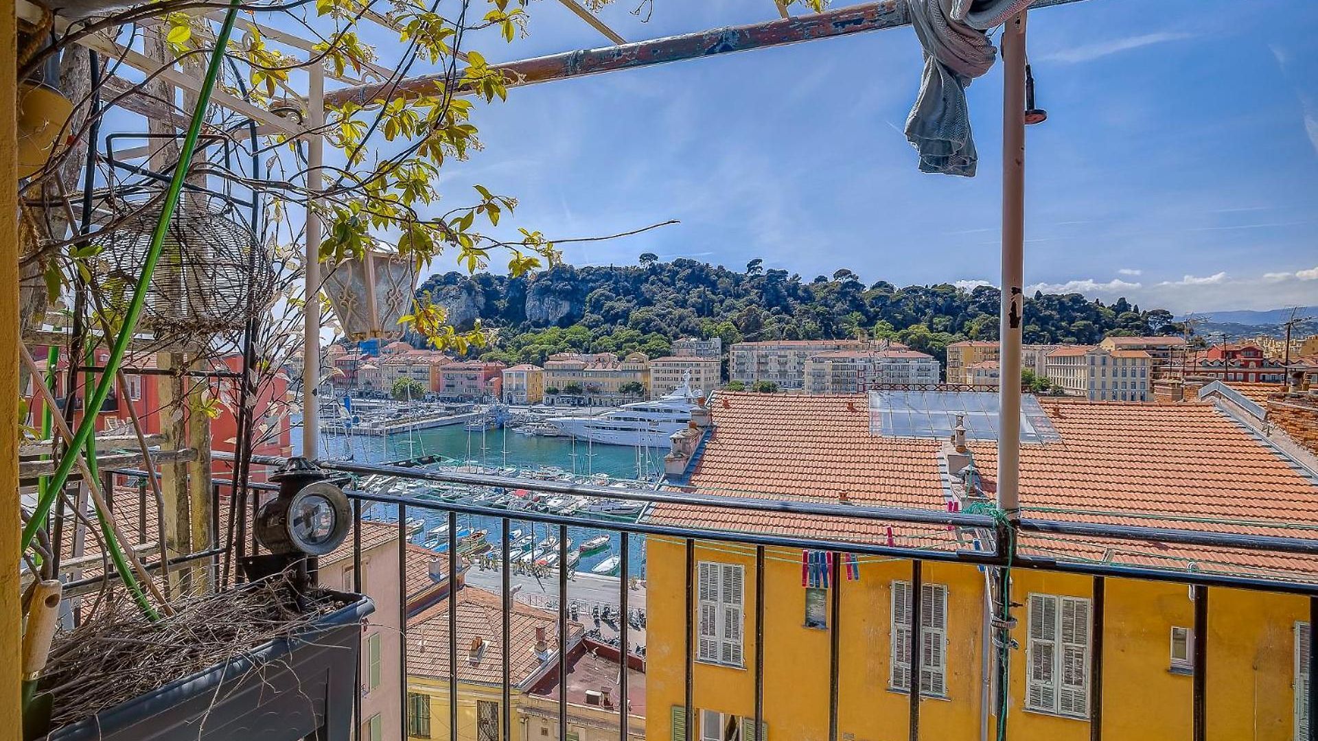 Dernier étage Port De Nice