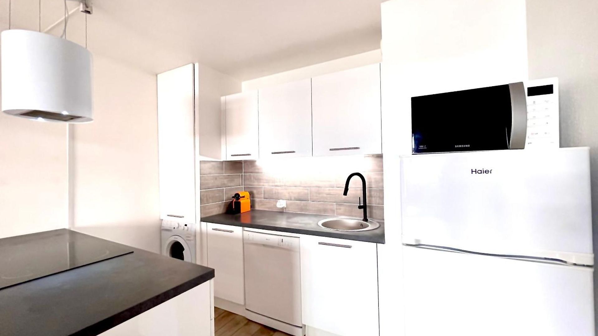 Peaceful In With Terrace, Parking Nice
