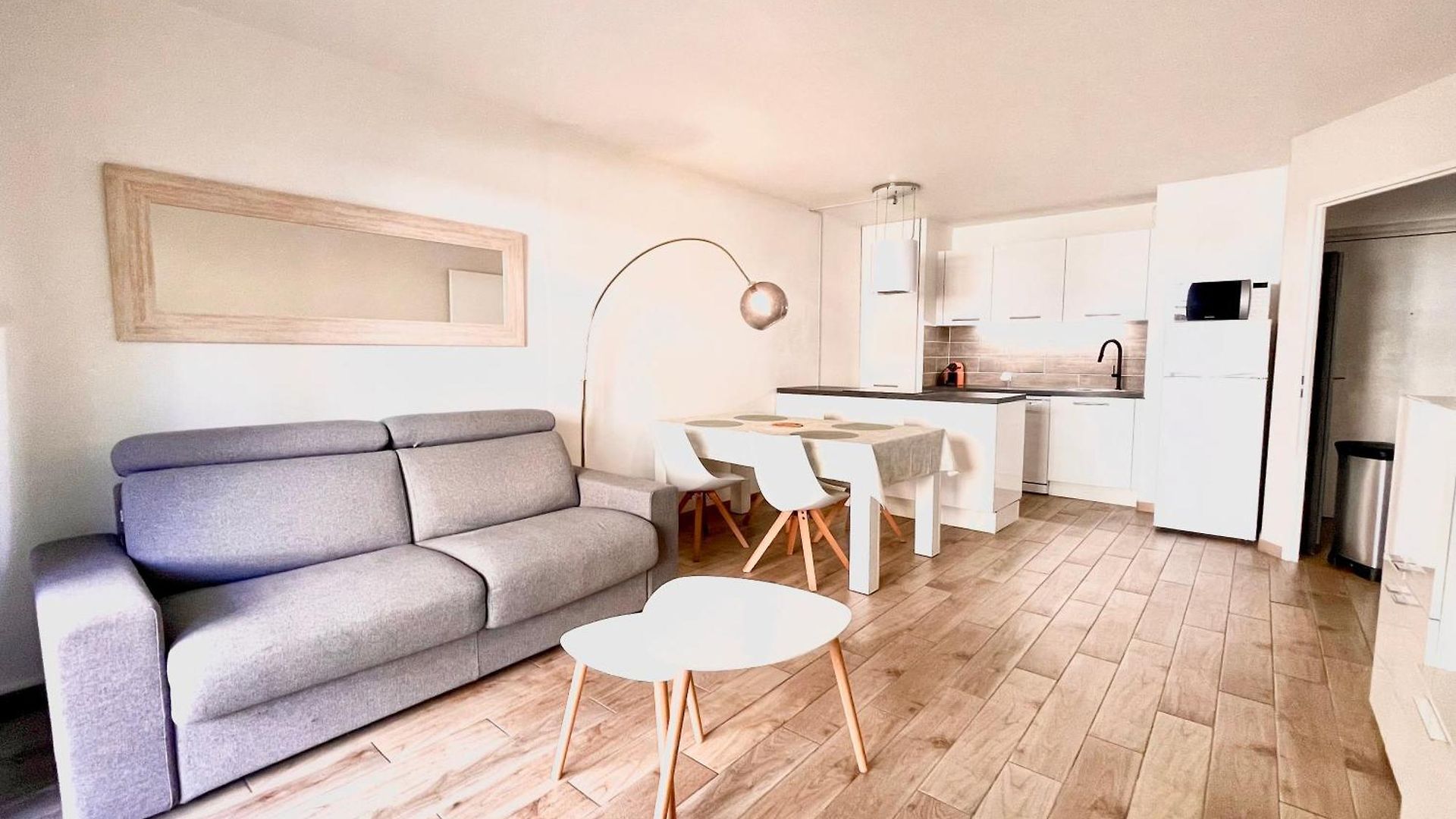 Peaceful In With Terrace, Parking * Nice