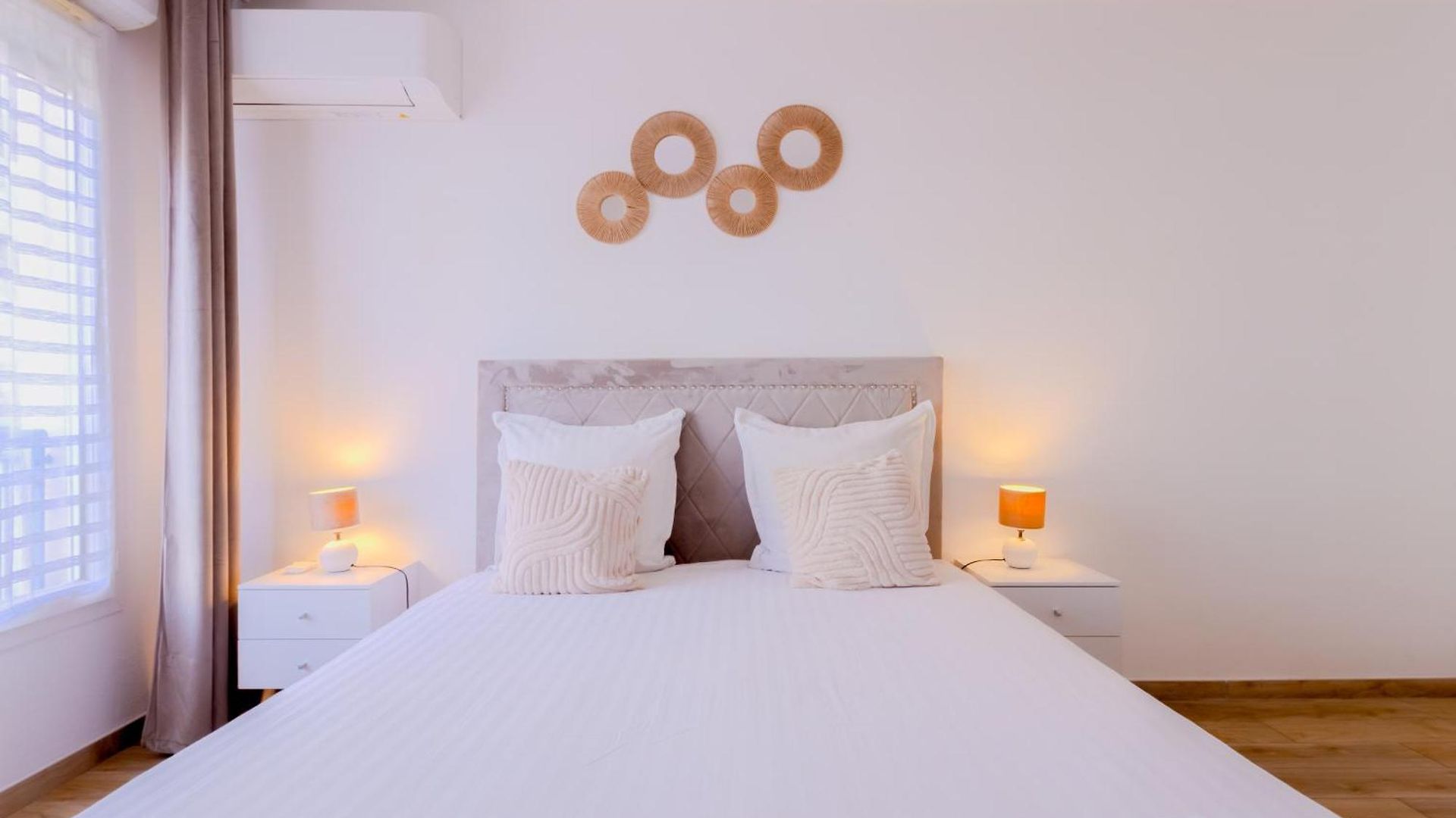 Peaceful In With Terrace, Parking Apartment Nice