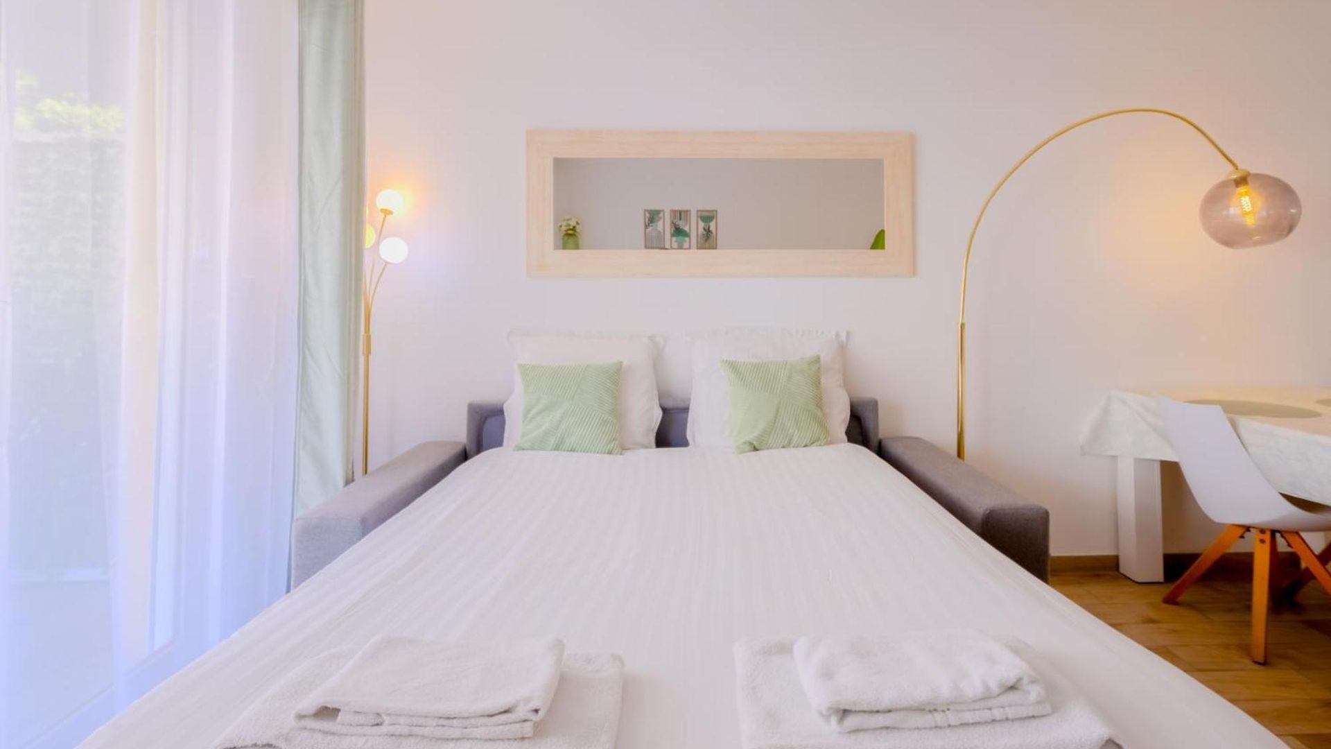 Peaceful In With Terrace, Parking *