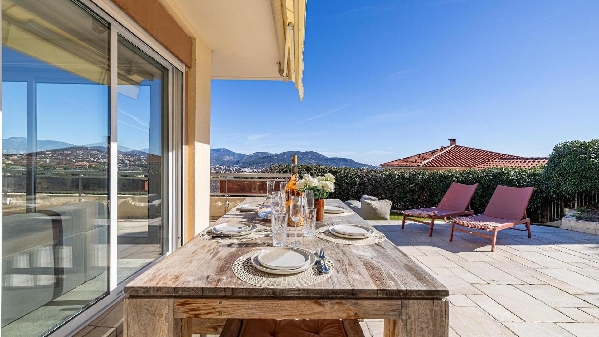 Appartement Bay Of Angels By Ecoflats