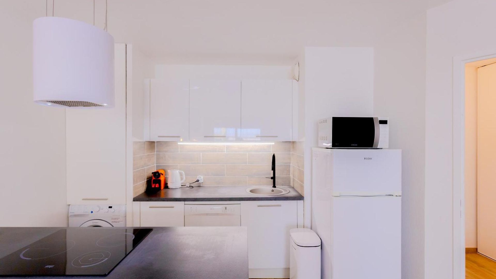 Peaceful In With Terrace, Parking Apartment