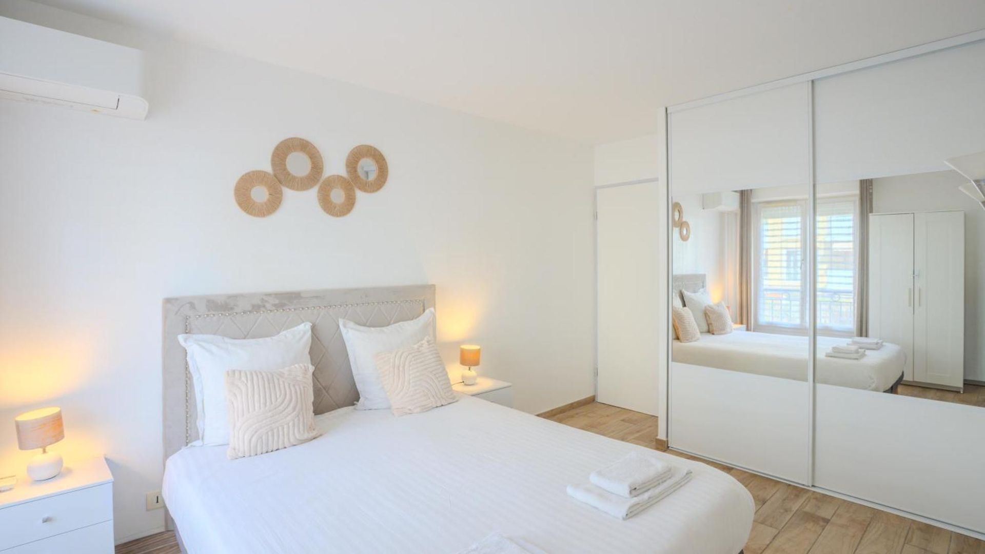 Apartment Peaceful In With Terrace, Parking
