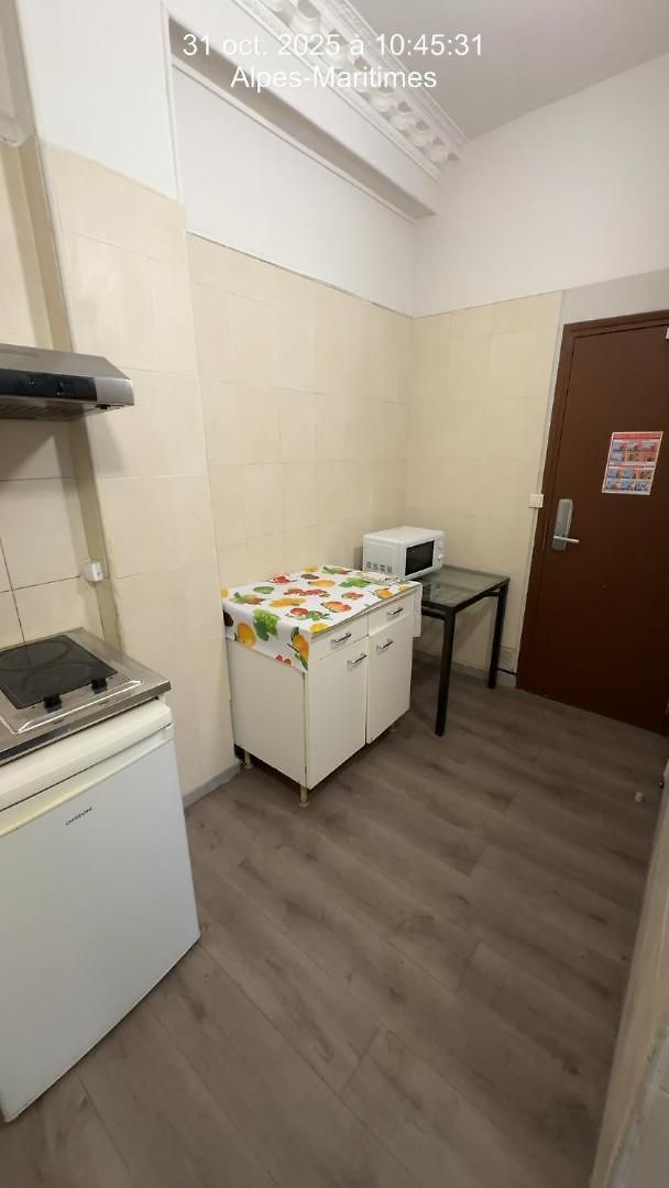 Simple - Fresh Start 2026 Hotel