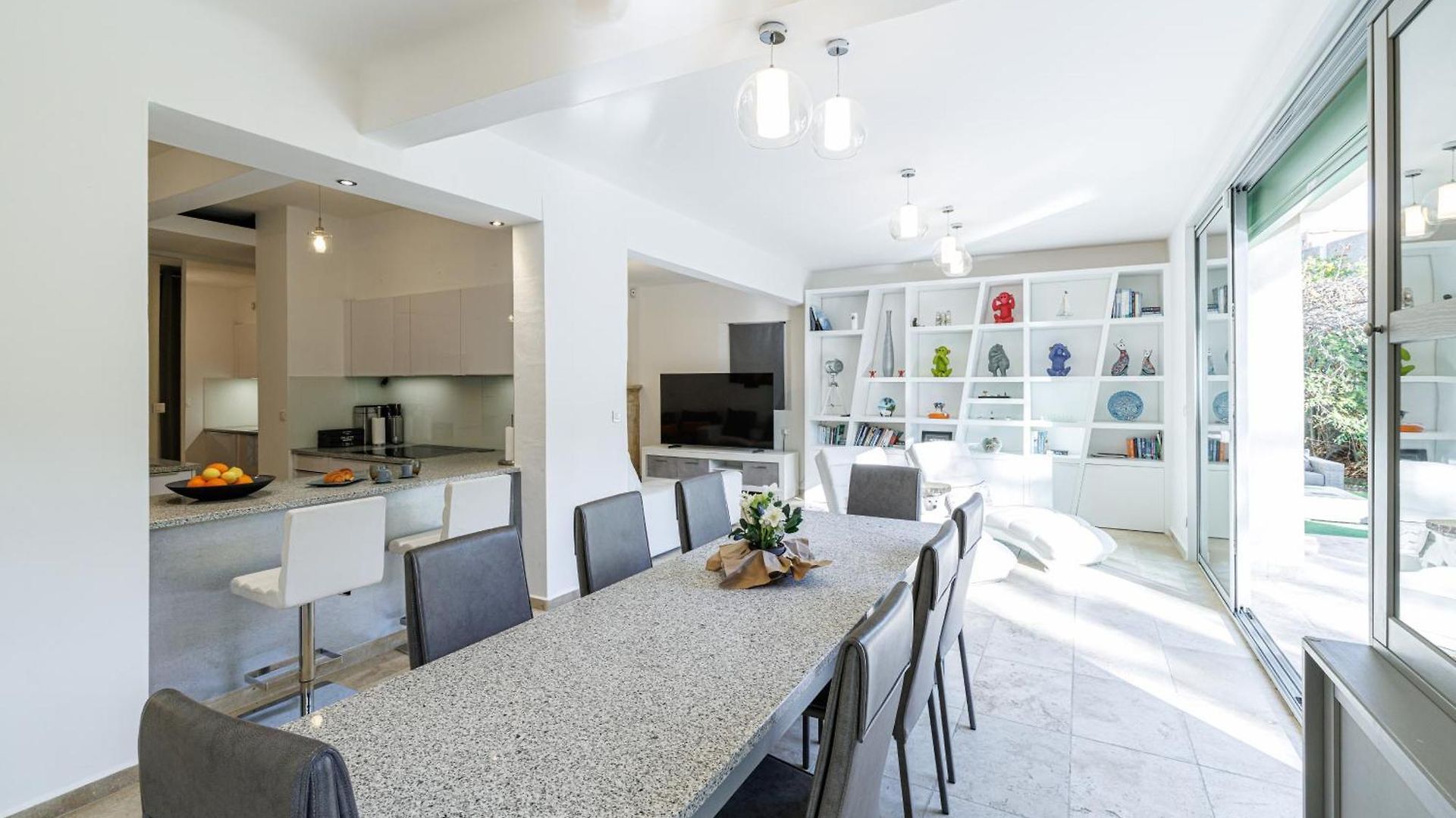 Marie -pool - Garden-close To -parking *