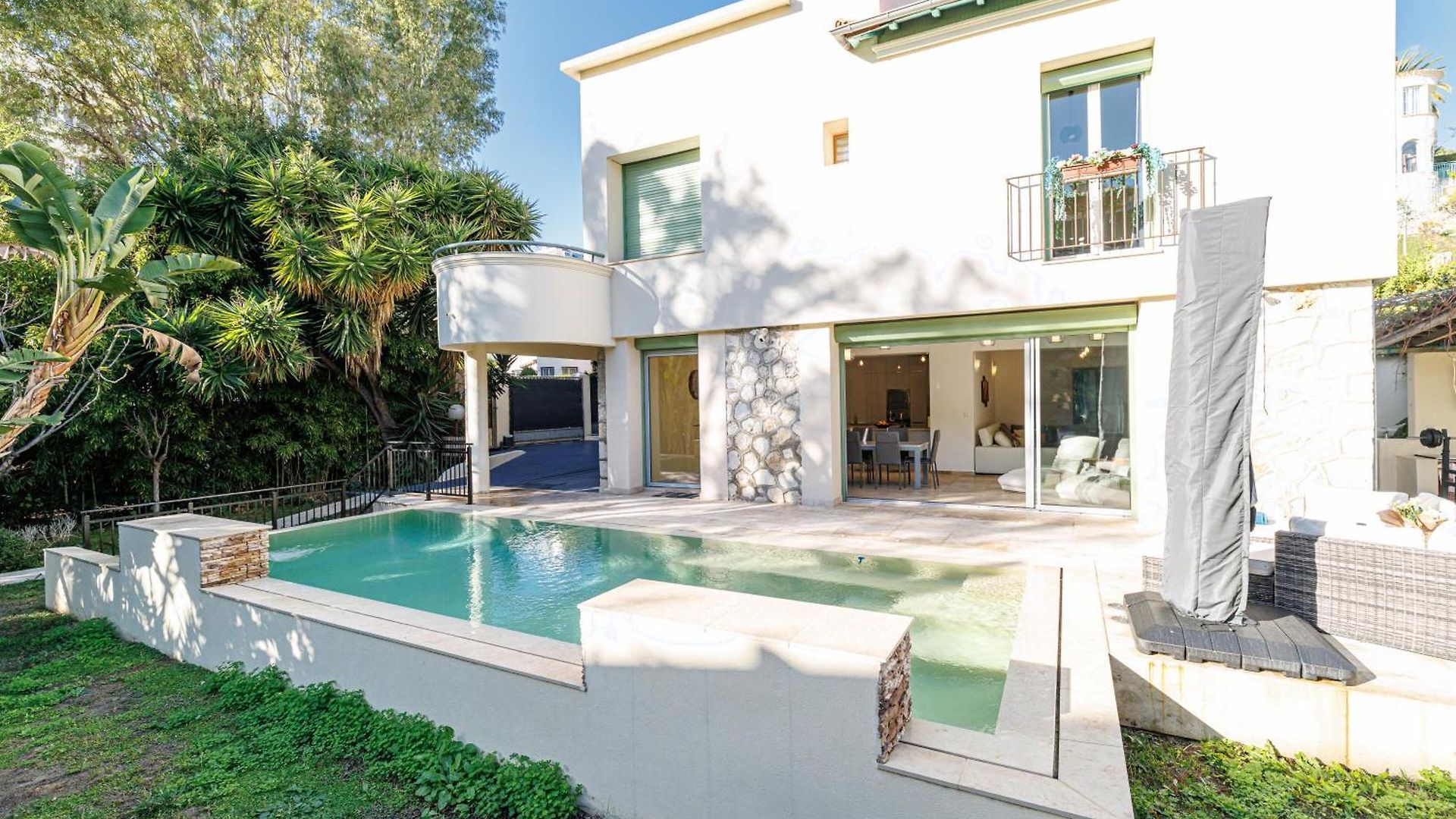 Marie -pool - Garden-close To -parking * Nice