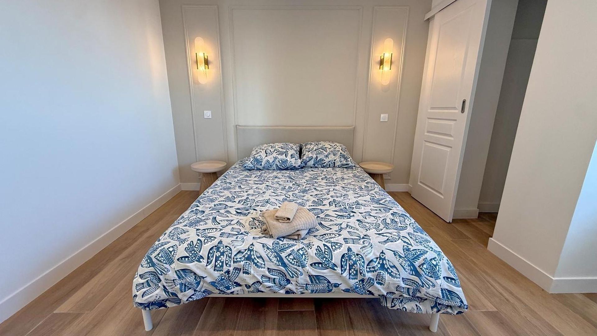 Ouest Privees Modernes Tv Wifi Bureau En Colocation Homestay Nice