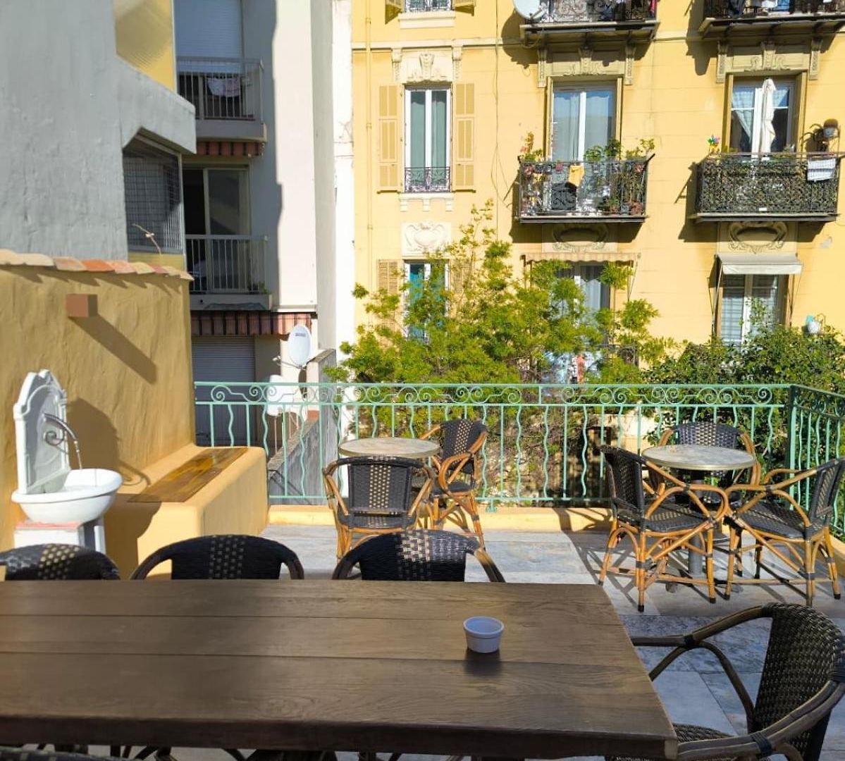 Dieu Bé Nice