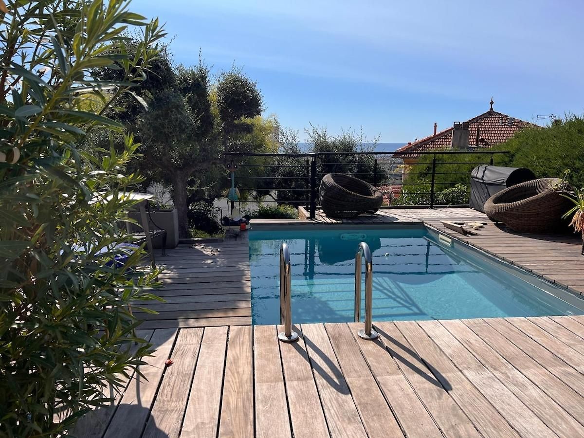 Arty - Vue Panoramique, Piscine & Design Villa