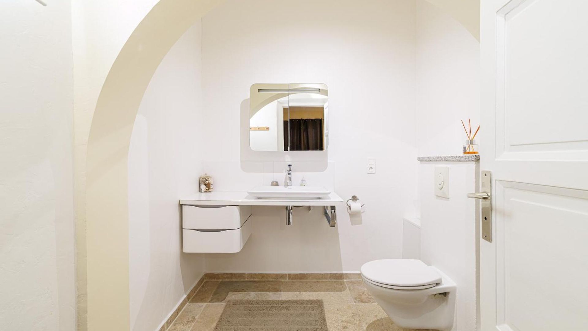 Villa Marie -pool - Garden-close To -parking *