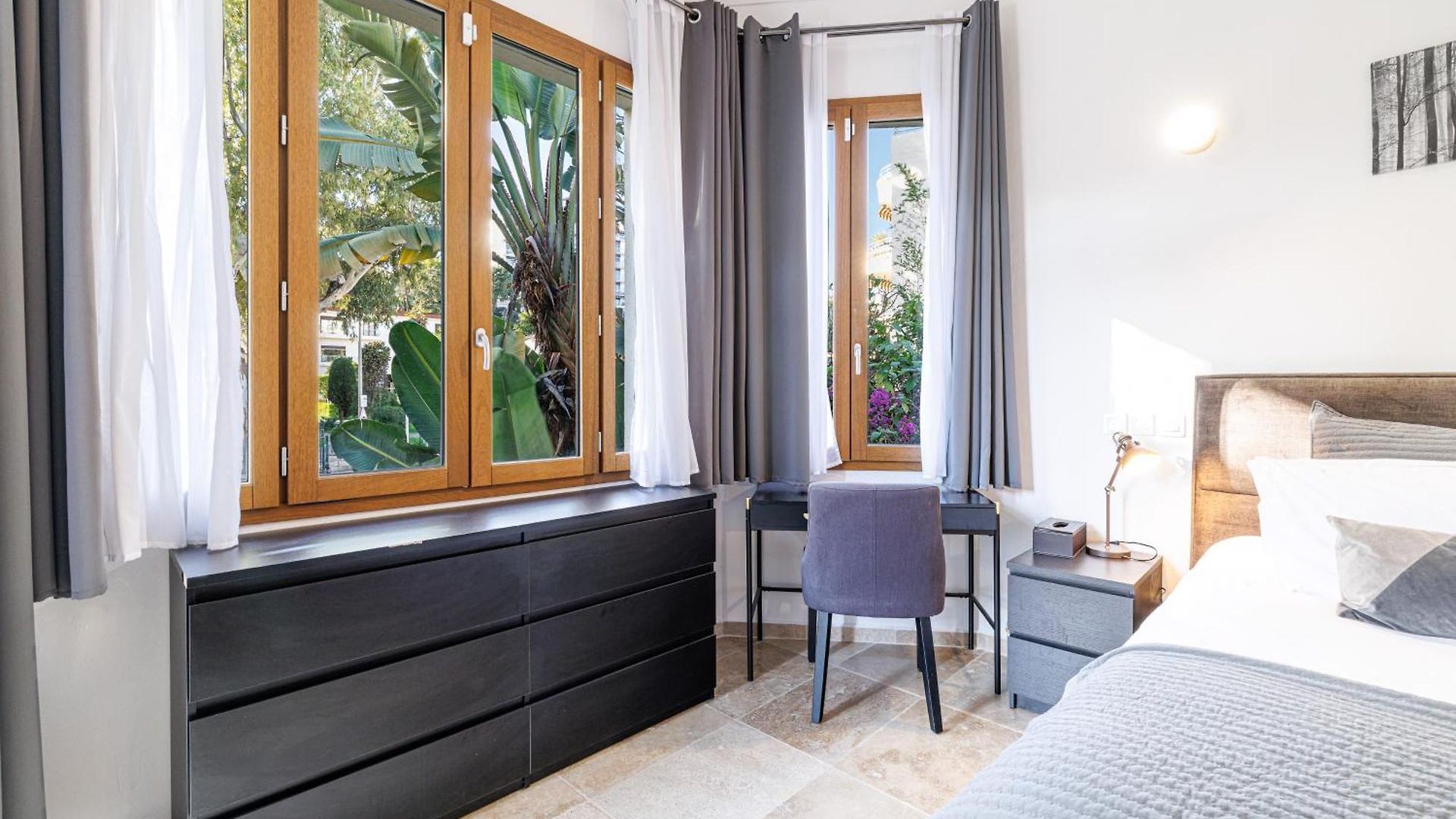 Marie -pool - Garden-close To -parking Villa *