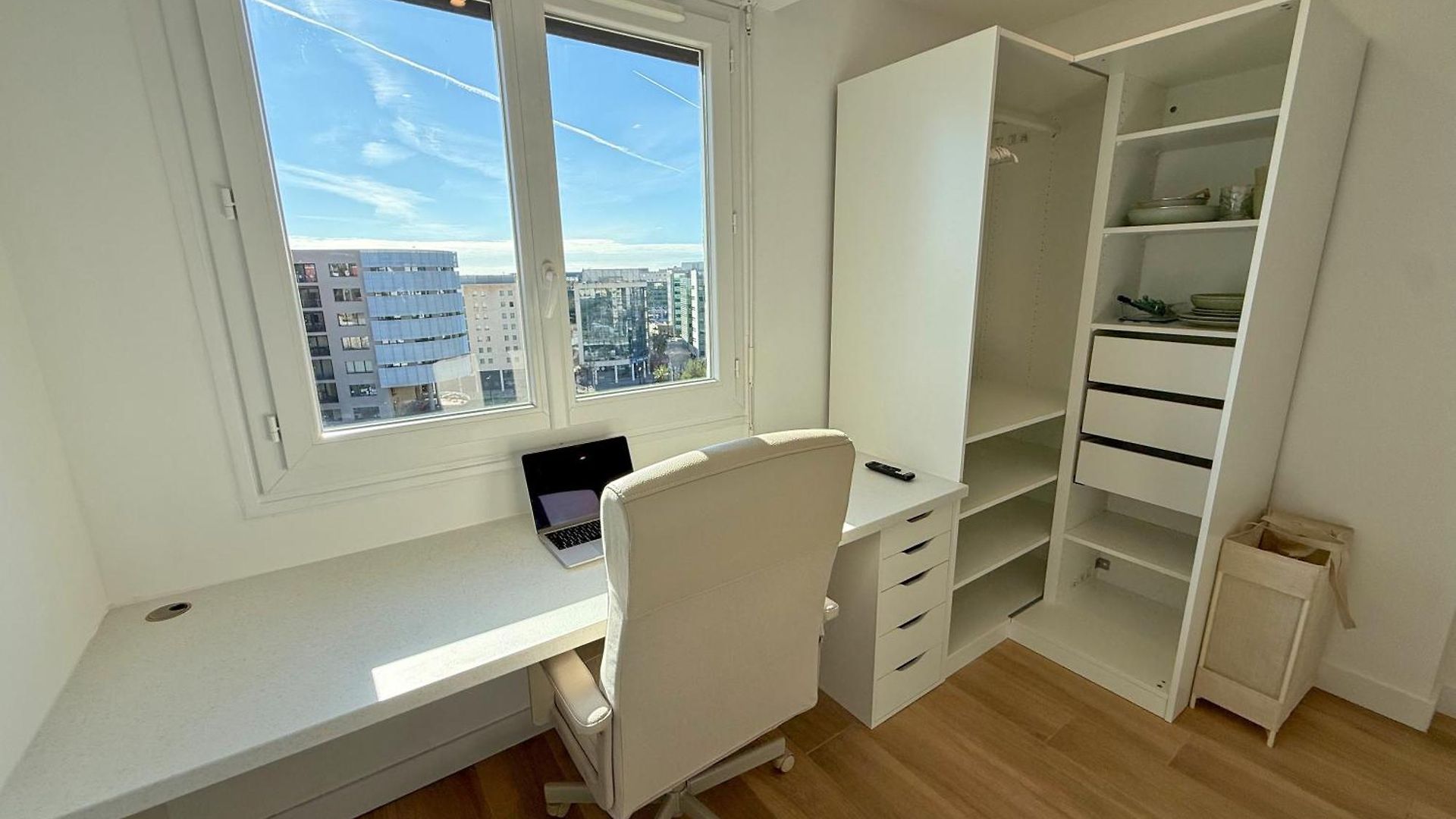 Ouest Privees Modernes Tv Wifi Bureau En Colocation Nice