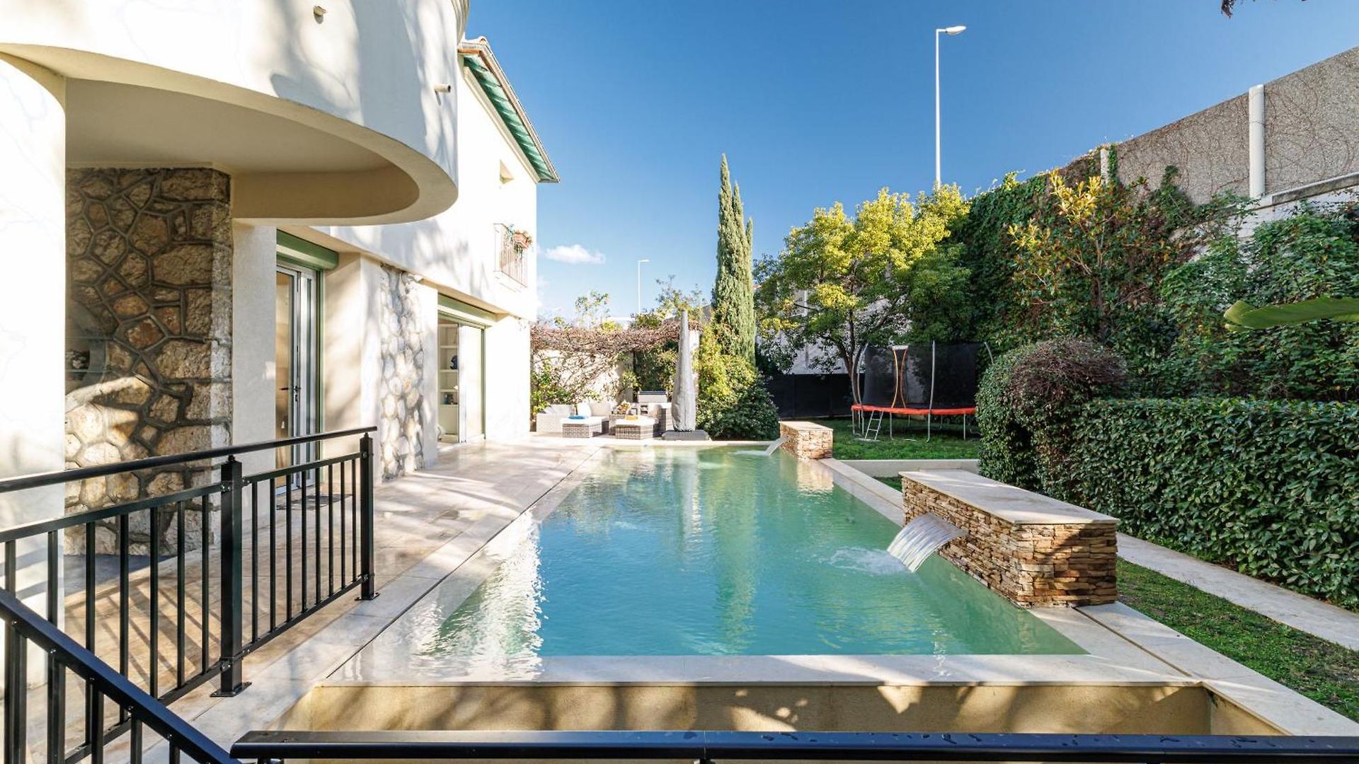 Marie -pool - Garden-close To -parking * Nice