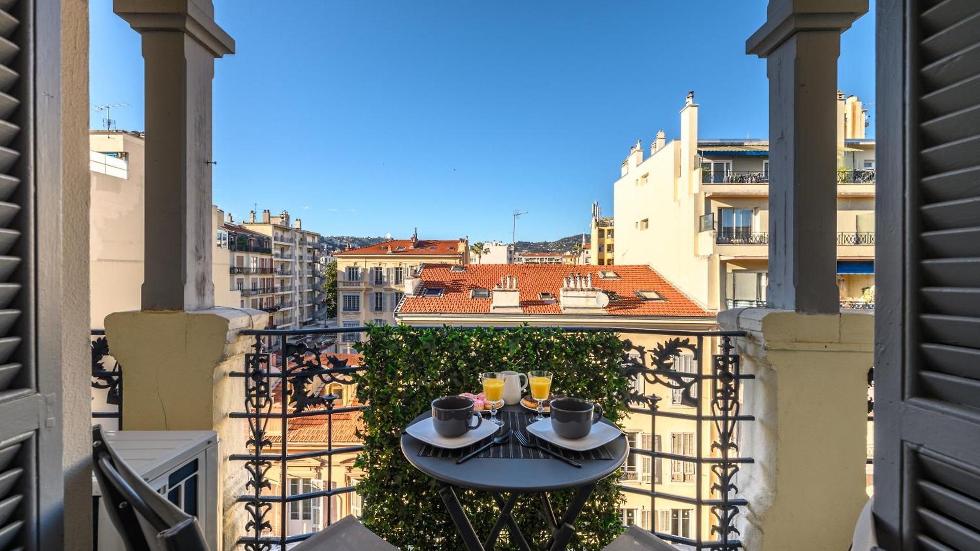 Belazur - L'art De Vivre Au Cœur De * Nice